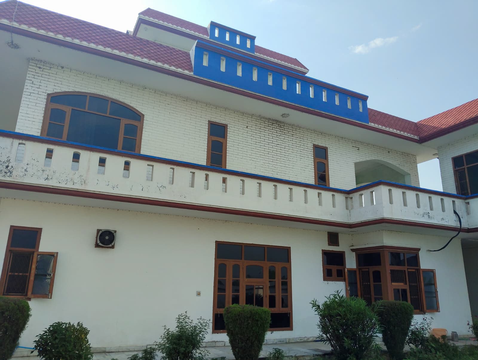 Property Photos 9