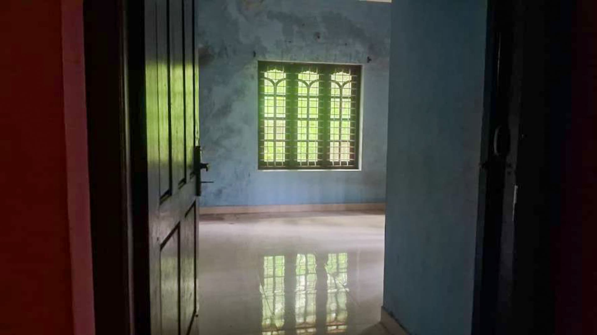 Property Photos 28