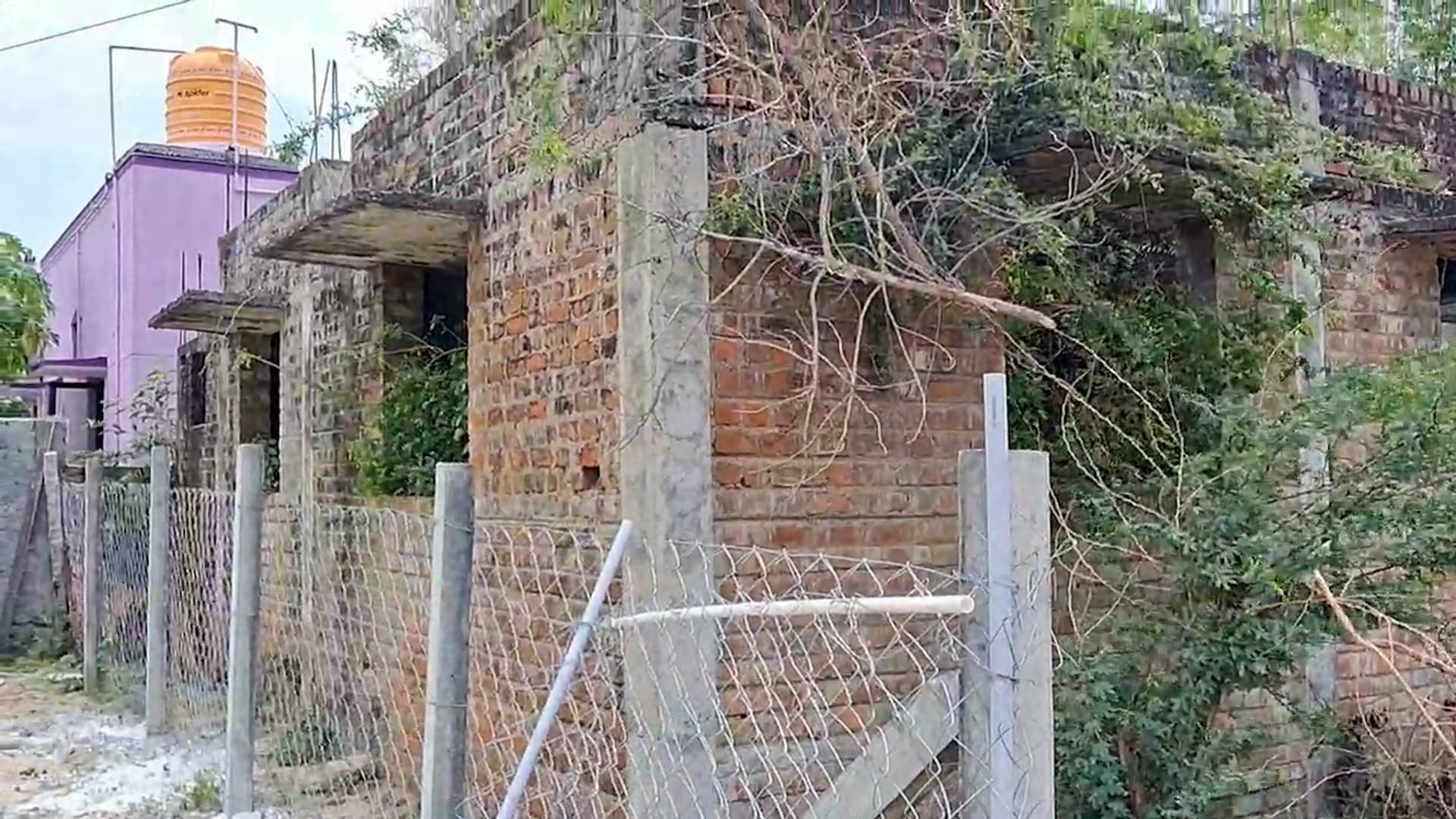 Property Photos 6