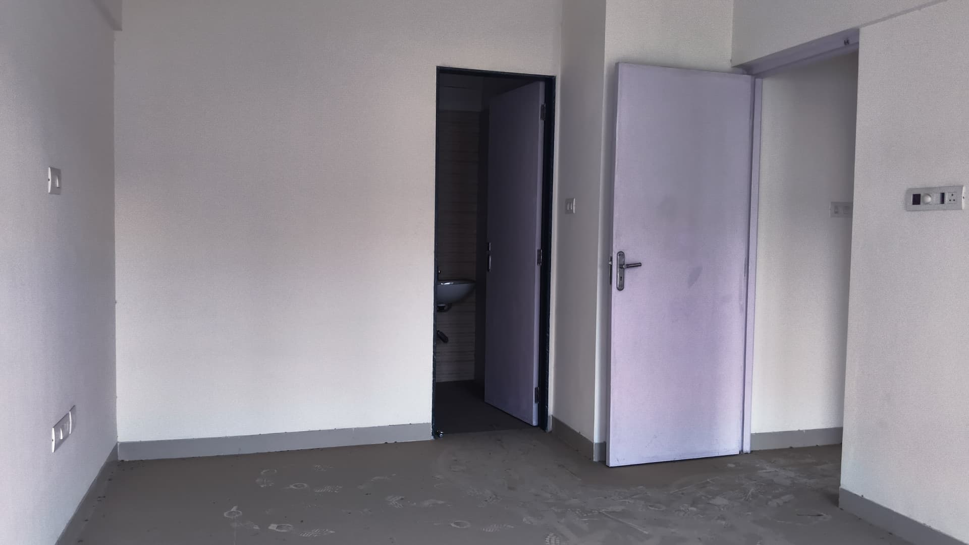 Property Photos 35