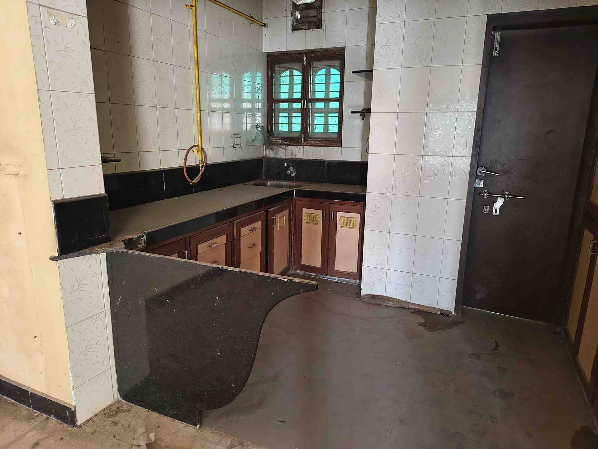 Property Photos 18