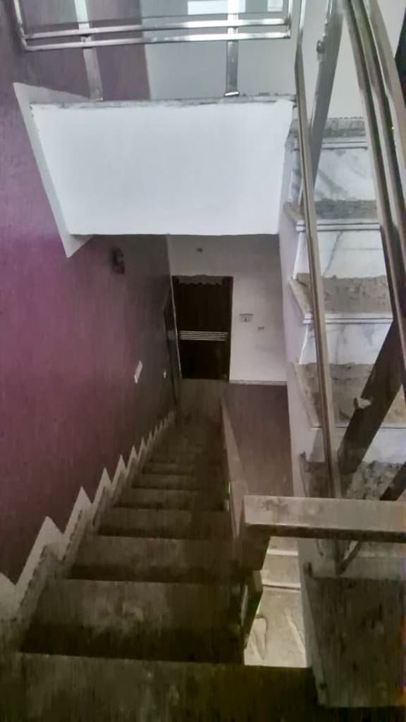 Property Photos 8