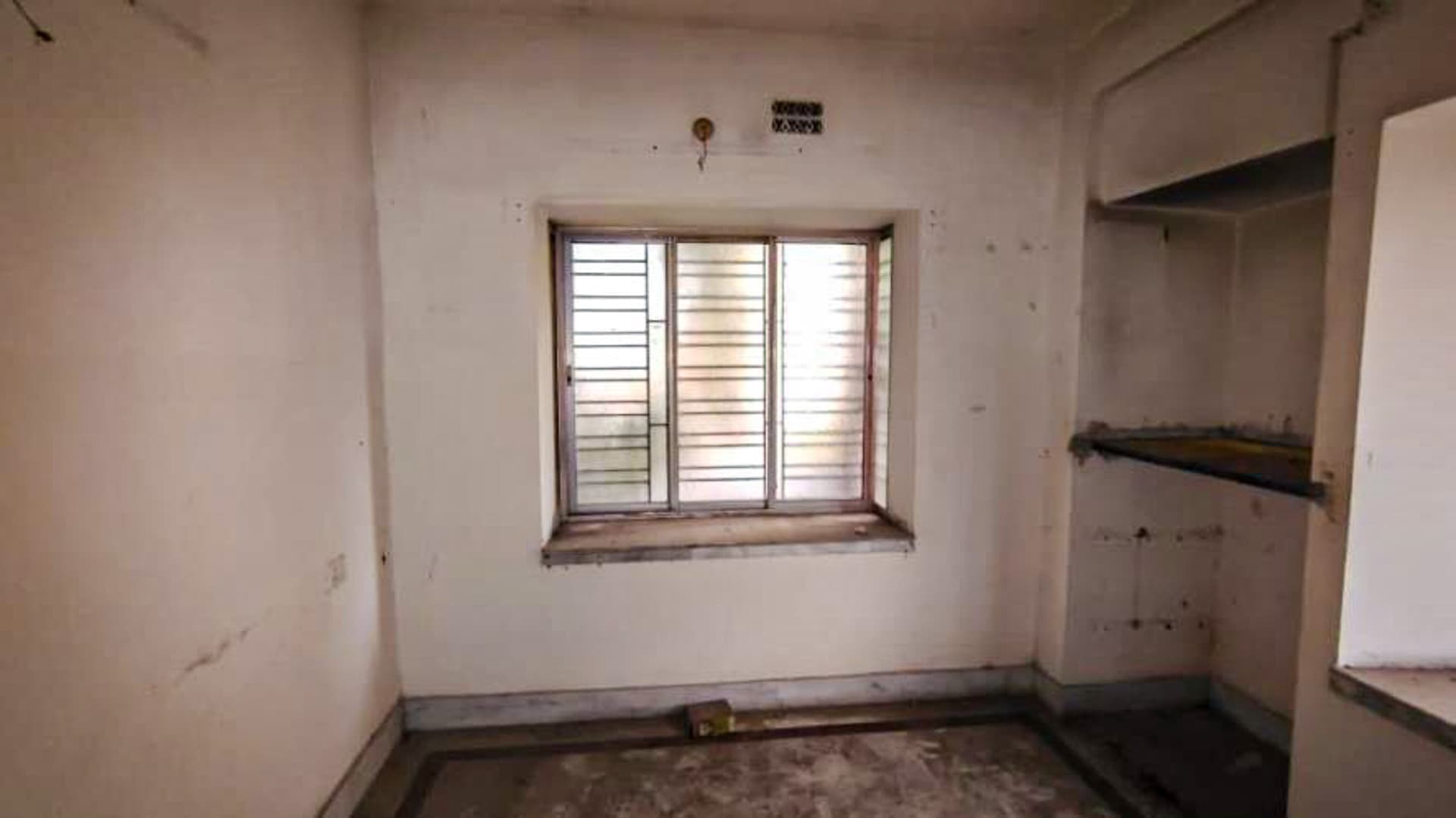 Property Photos 5