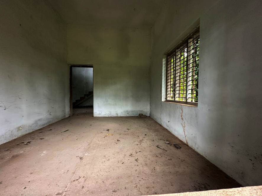 Property Photos 6