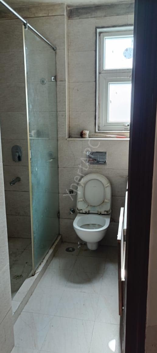 Property Photos 10