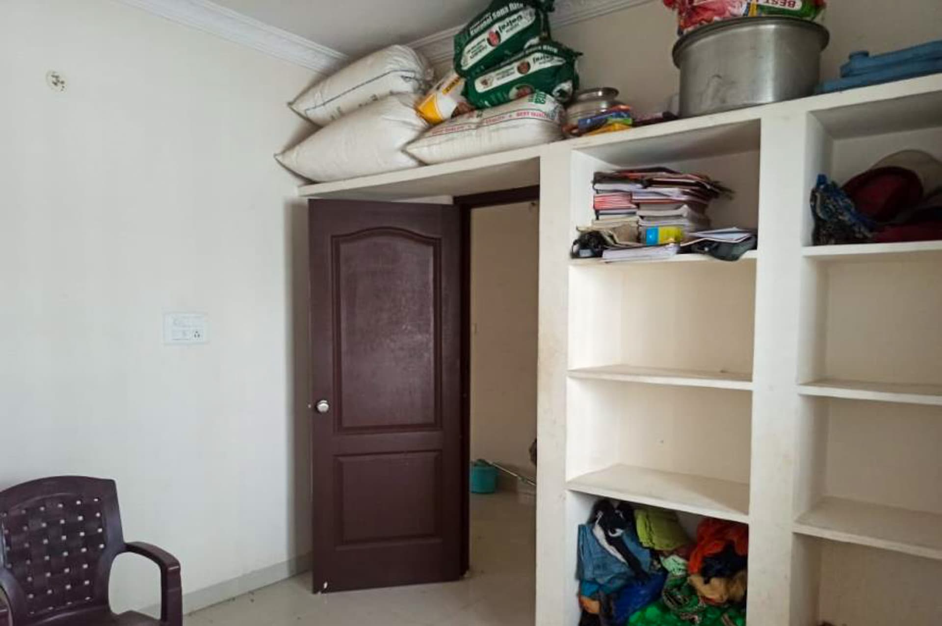 Property Photos 8