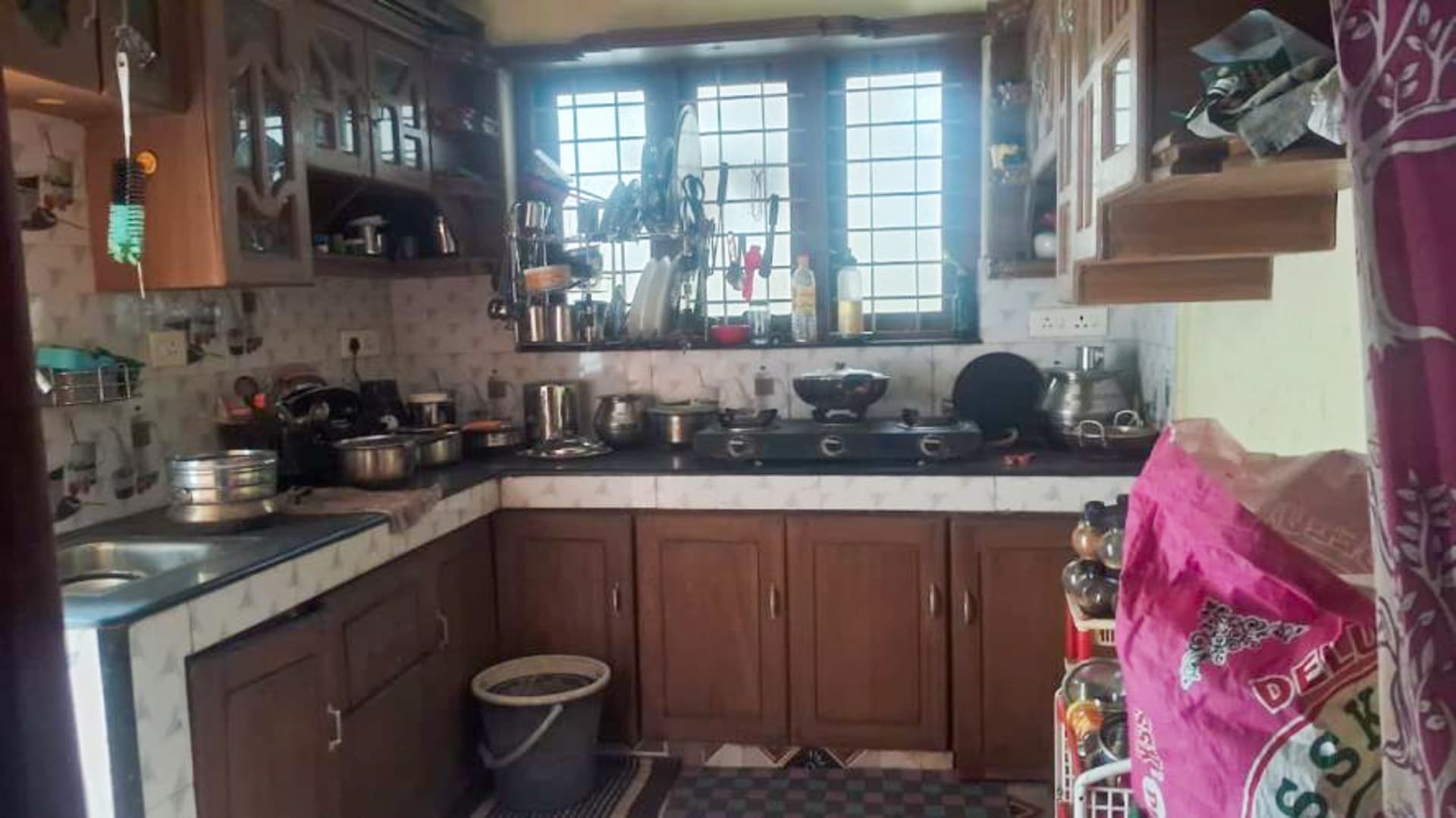 Property Photos 28