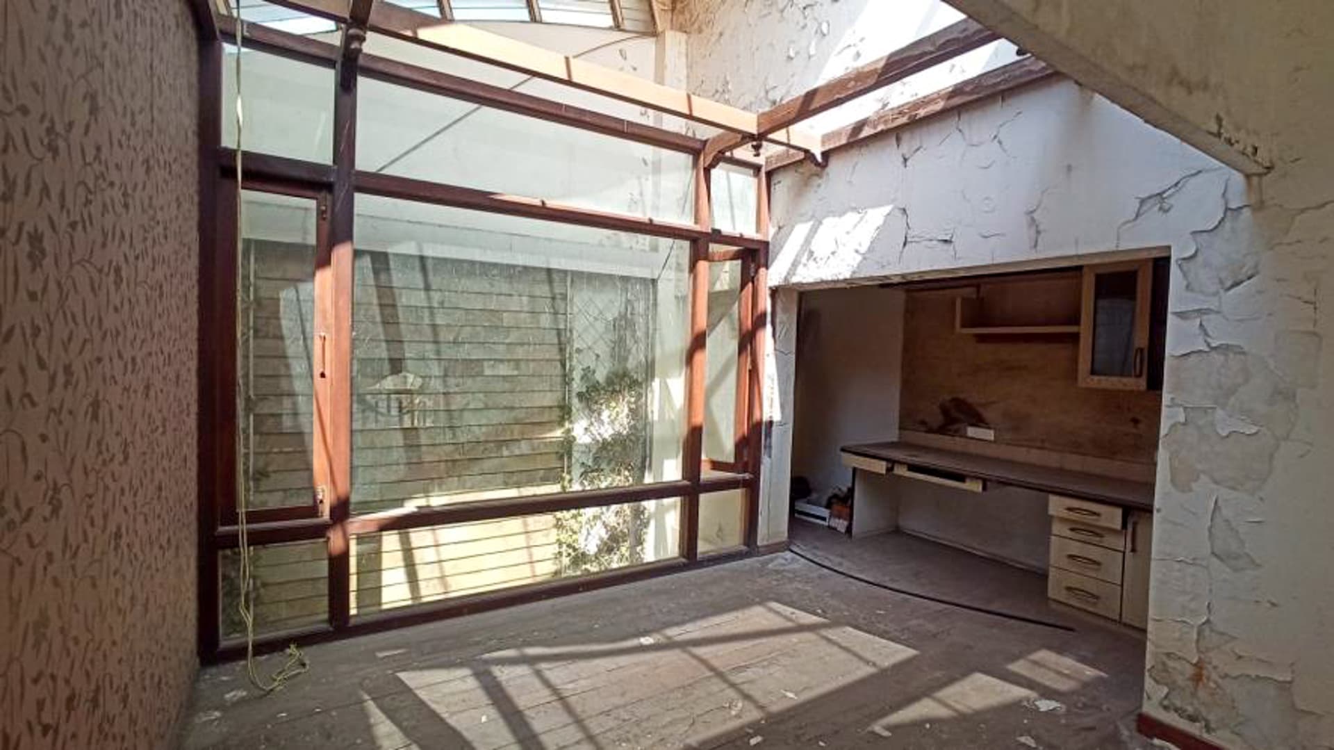 Property Photos 11