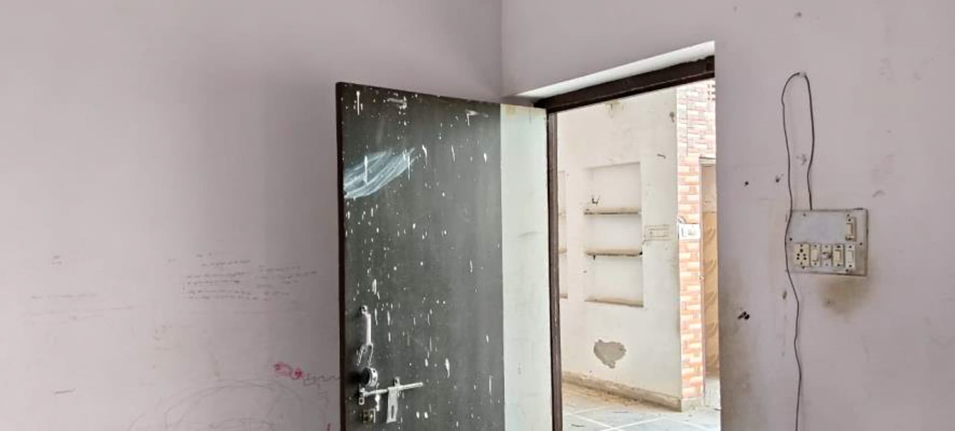 Property Photos 18