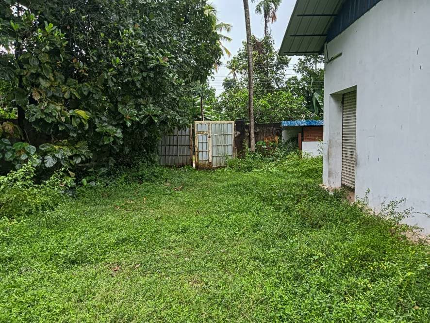 Property Photos 8