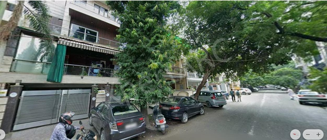 Property Photos 8