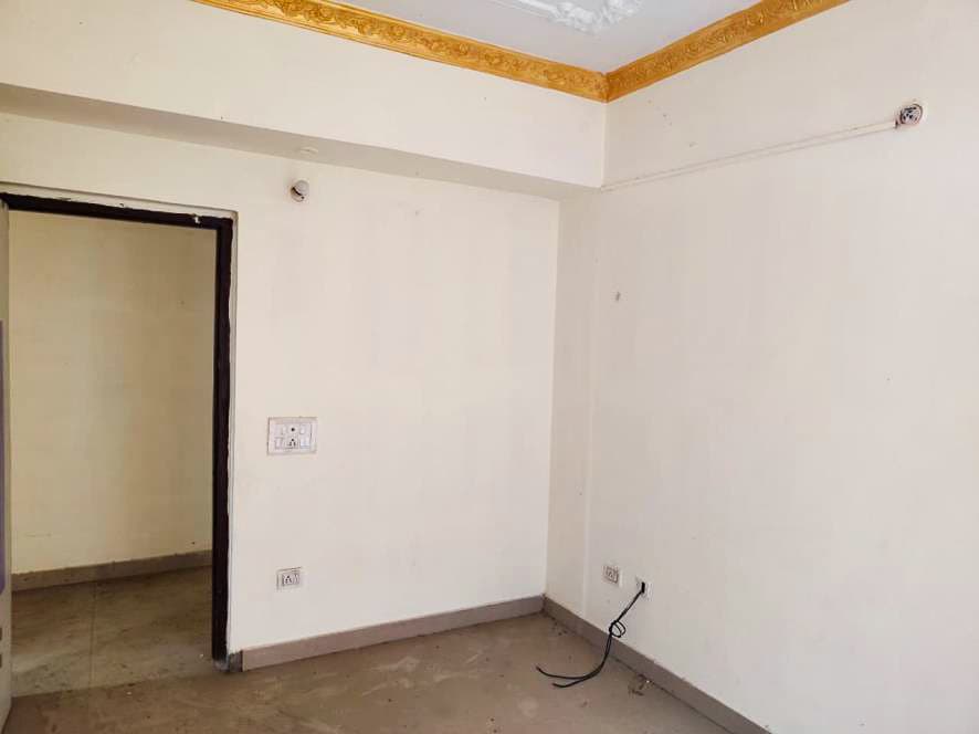 Property Photos 18