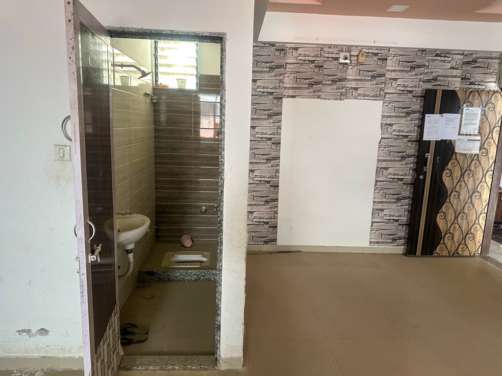 Property Photos 9