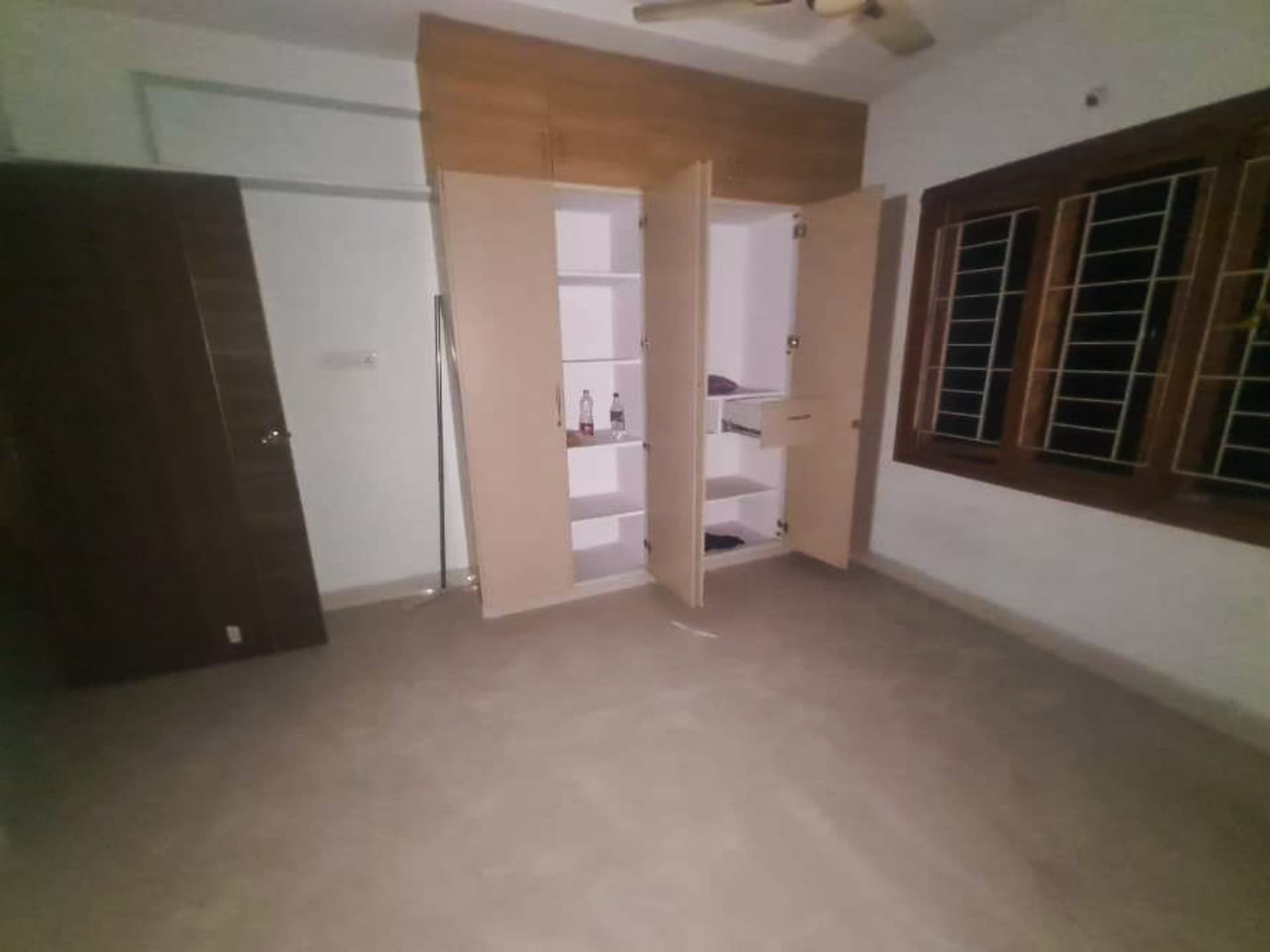 Property Photos 11