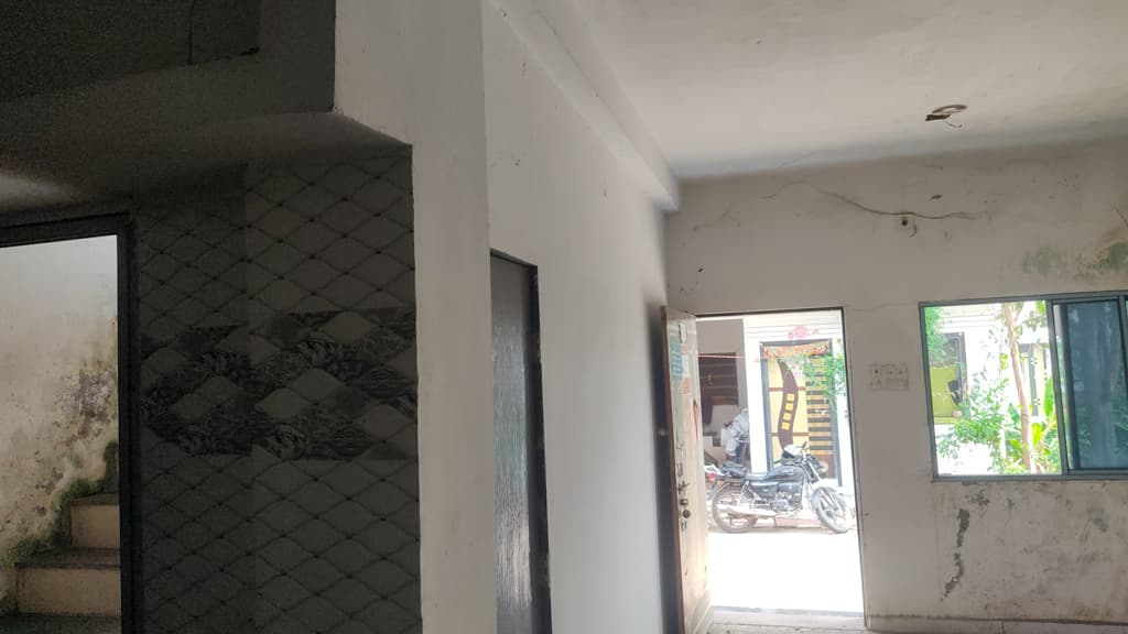 Property Photos 8