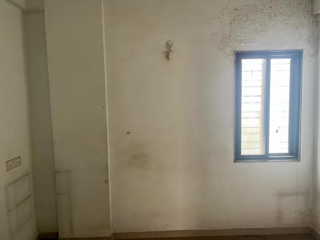 Property Photos 23