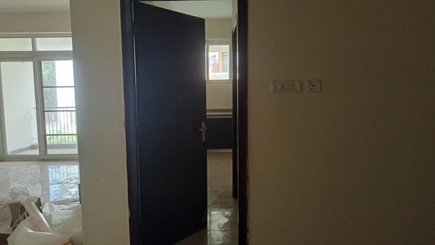 Property Photos 8