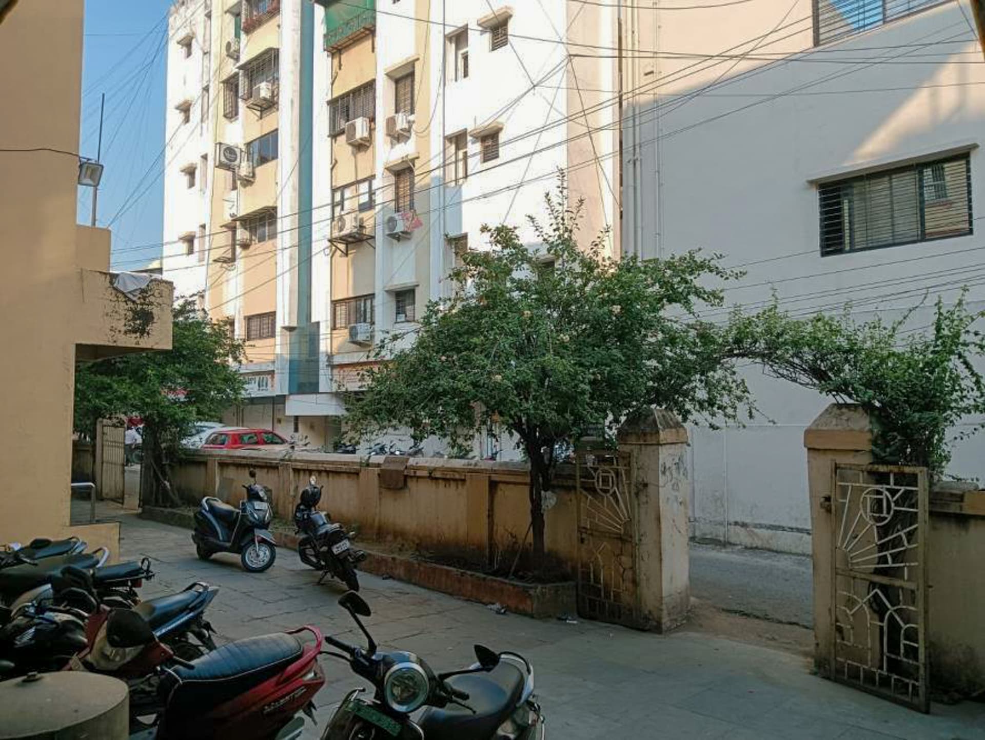 Property Photos 26