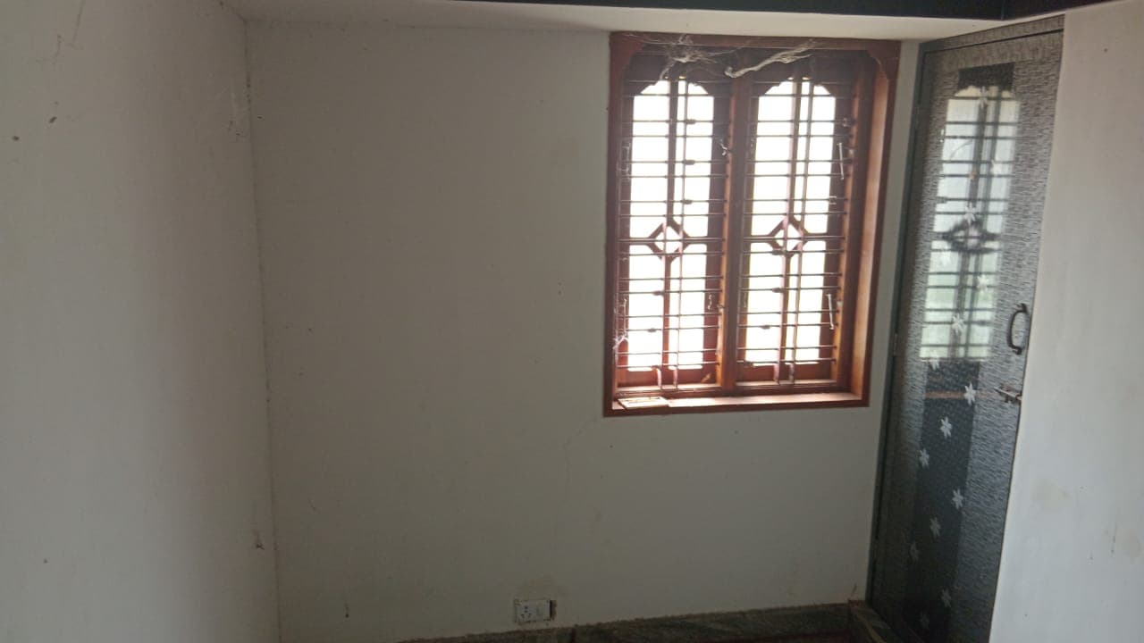 Property Photos 11