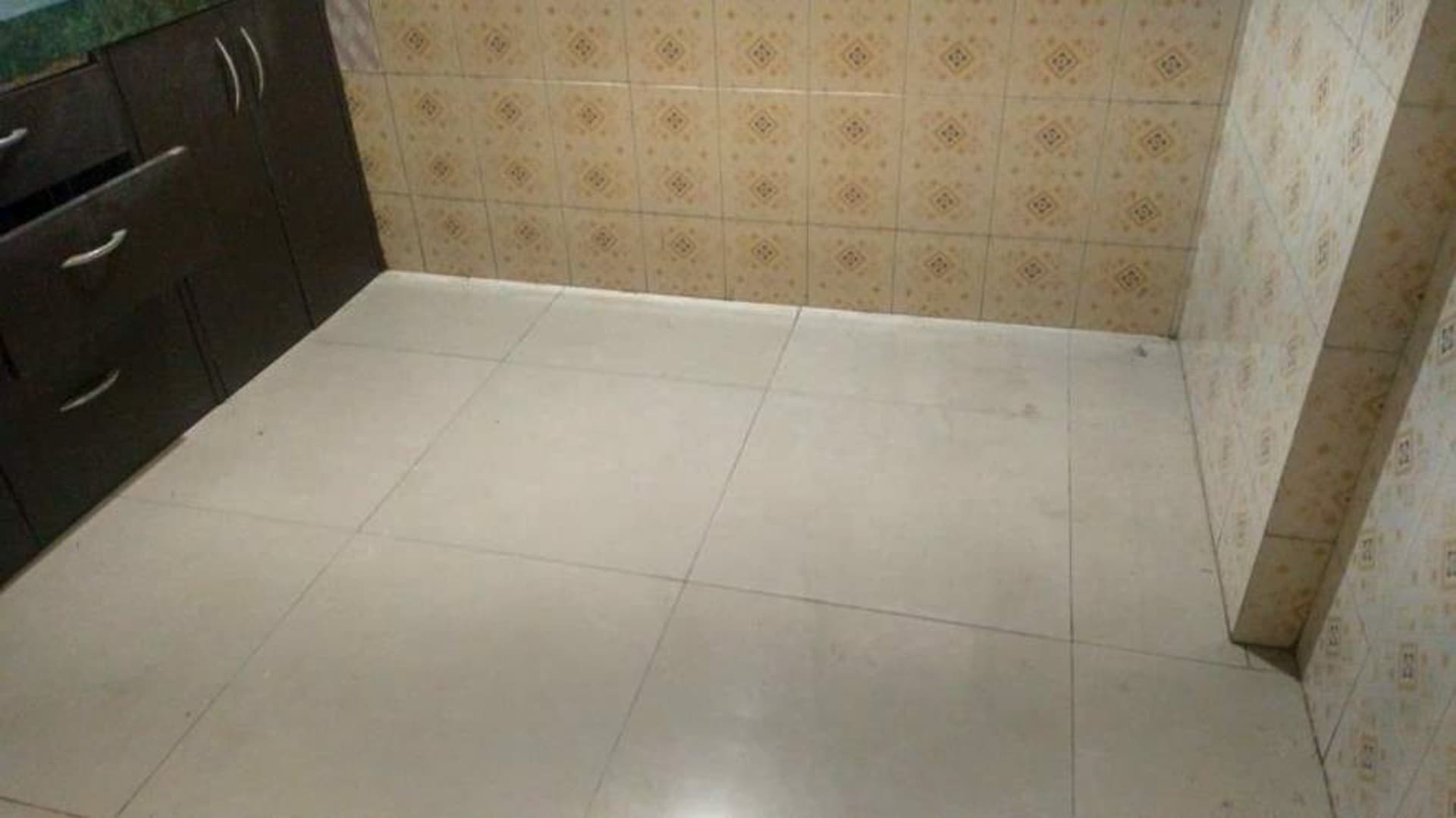 Property Photos 8