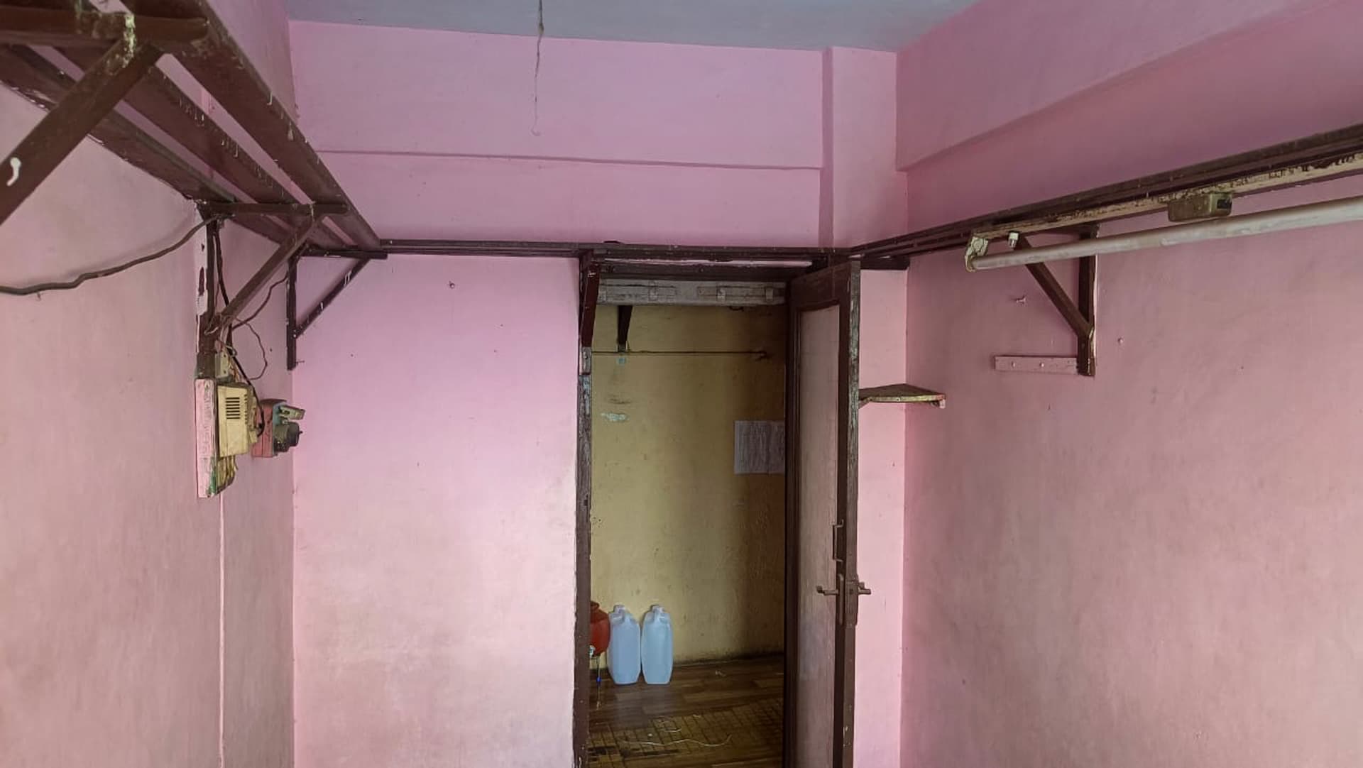 Property Photos 6