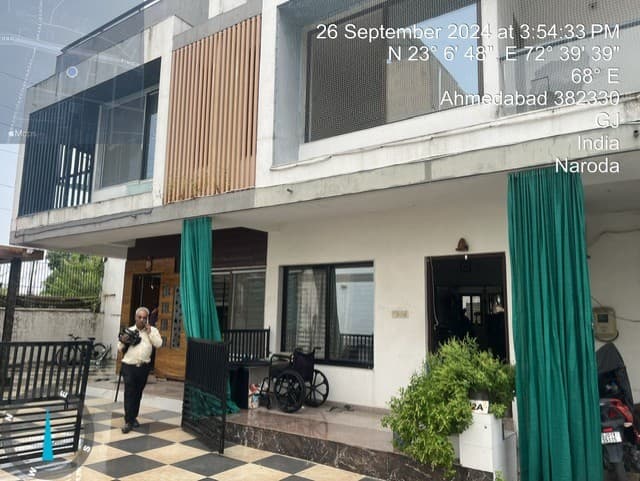 Property Photos 4