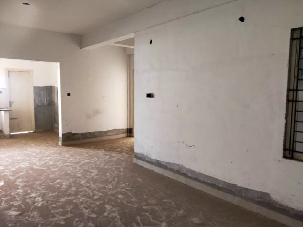 Property Photos 6