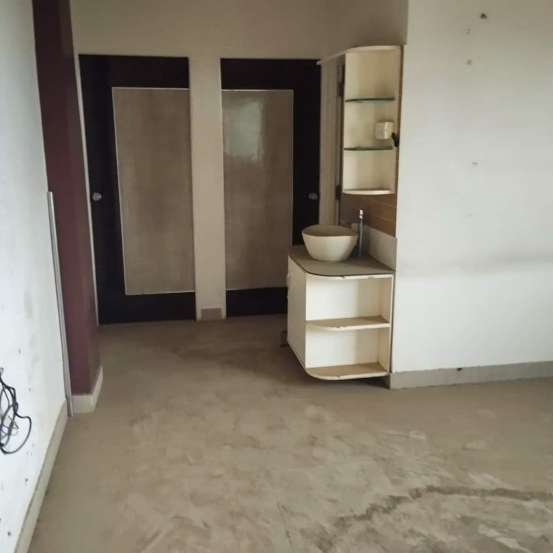 Property Photos 8