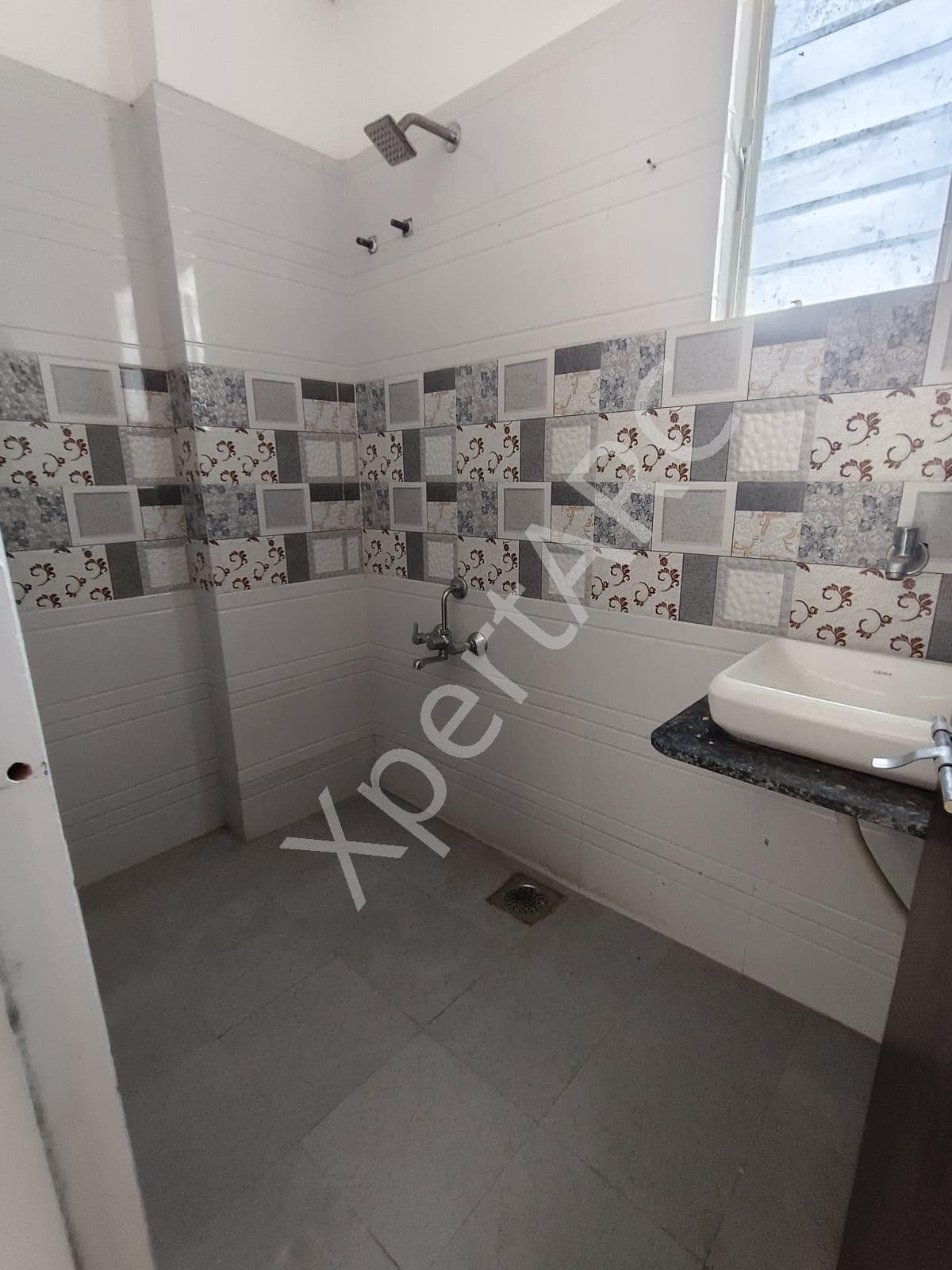 Property Photos 17
