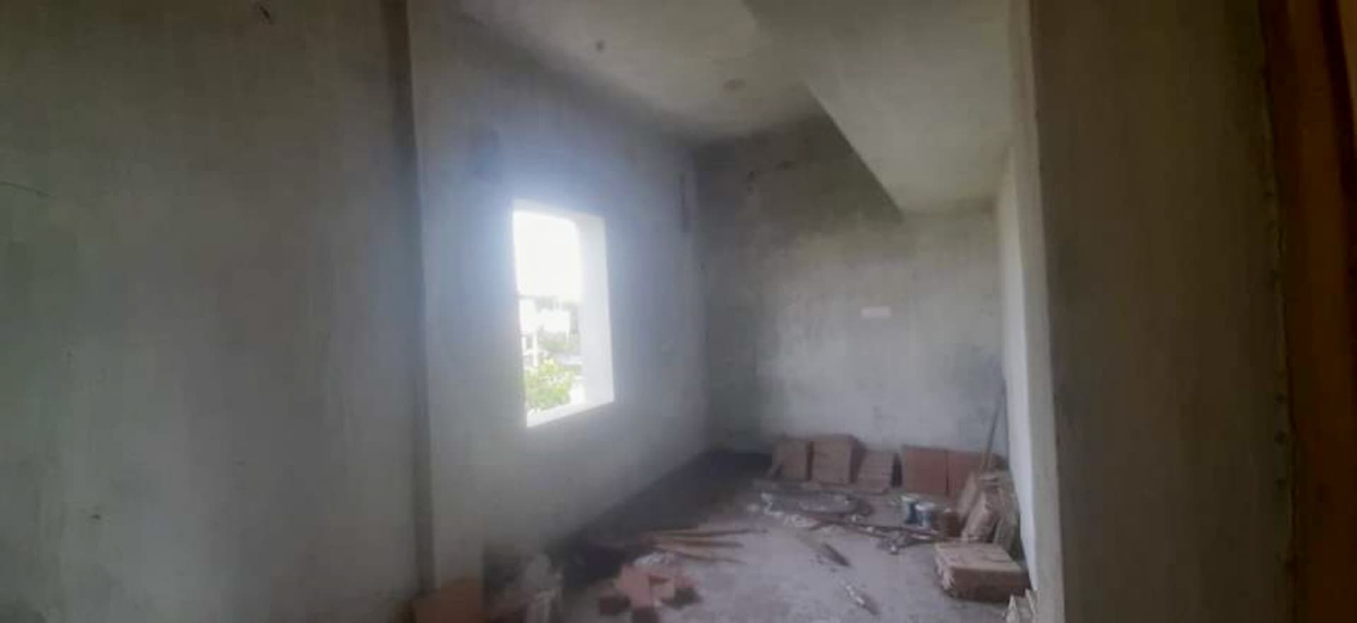 Property Photos 18