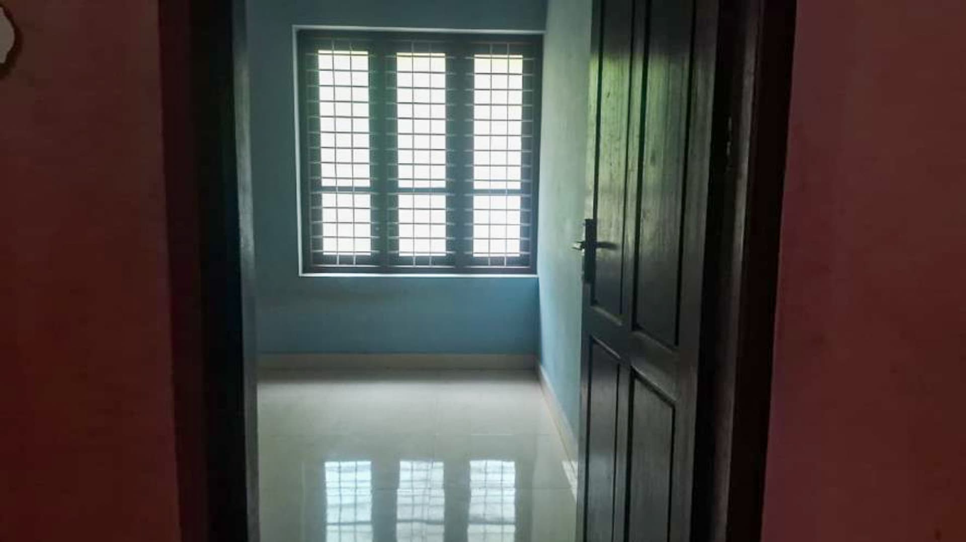 Property Photos 13