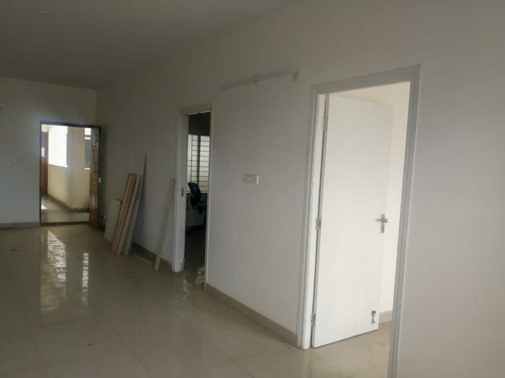 Property Photos 28