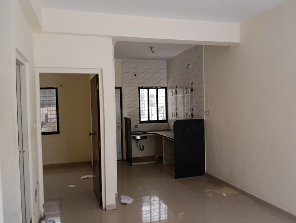 Property Photos 16