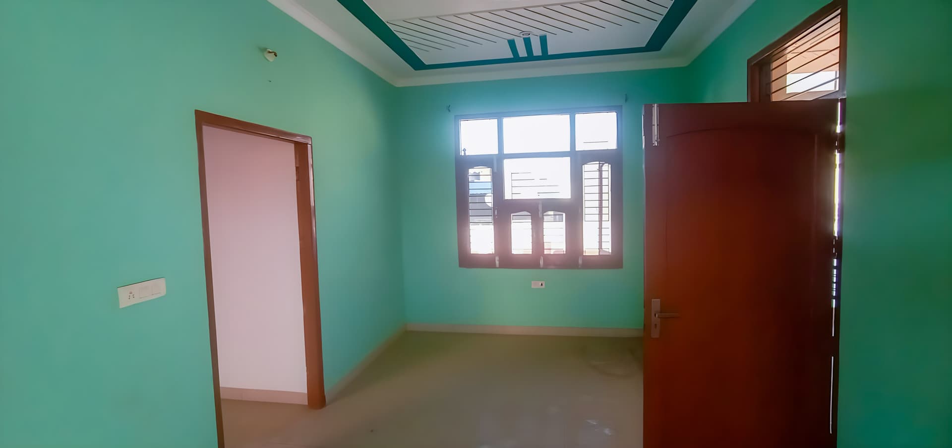 Property Photos 9