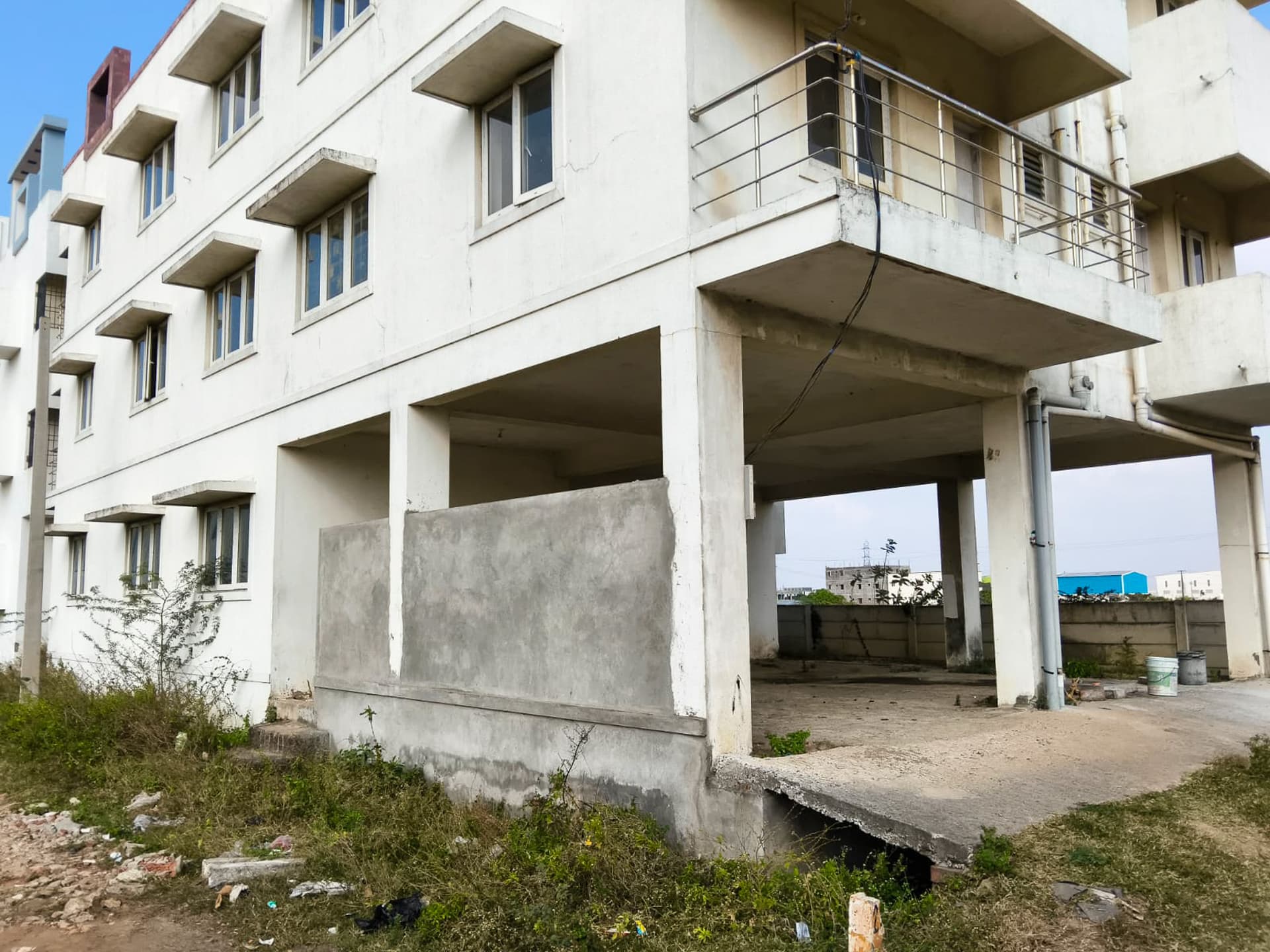 Property Photos 35