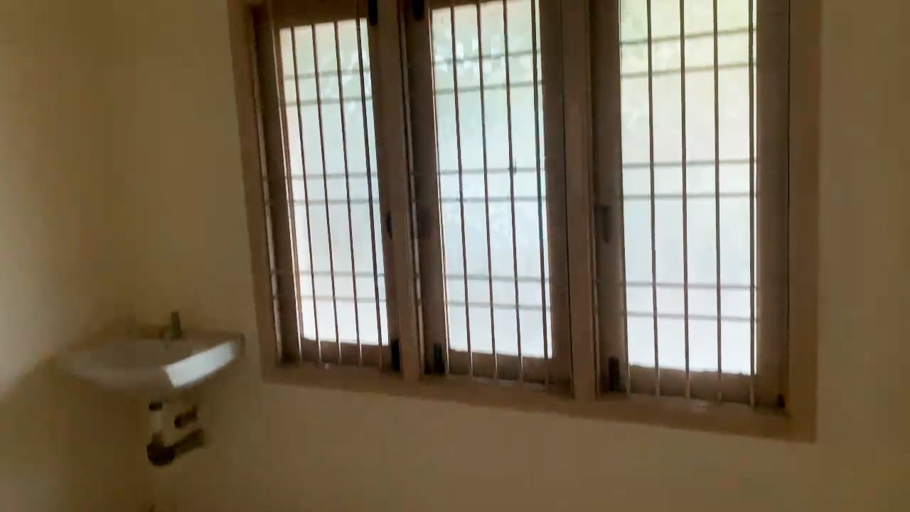 Property Photos 12