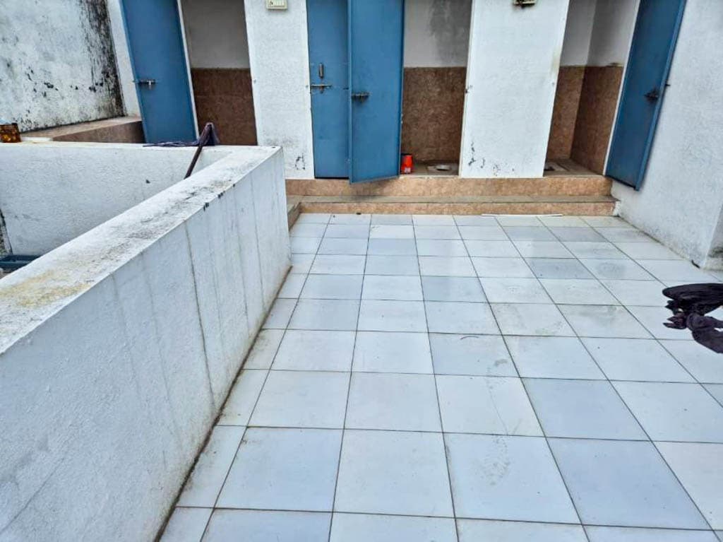 Property Photos 6