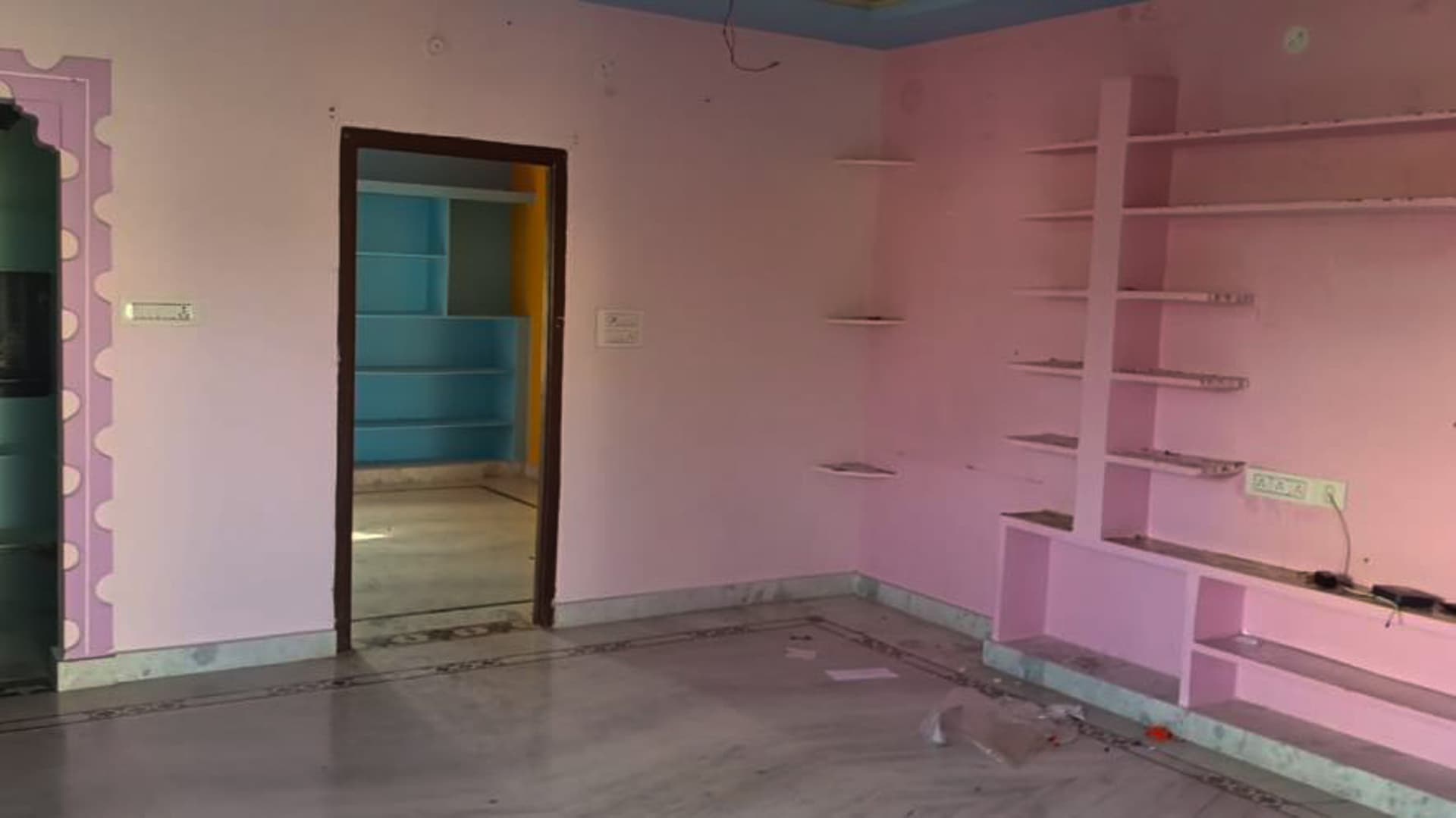 Property Photos 6