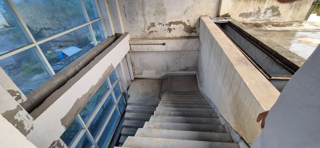 Property Photos 8
