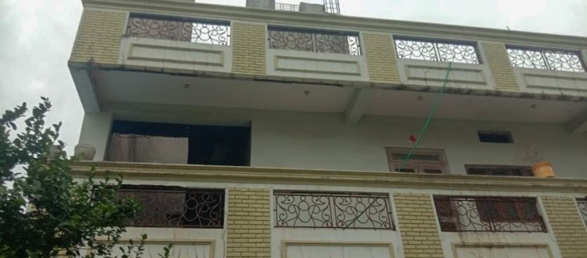 Property Photos 8