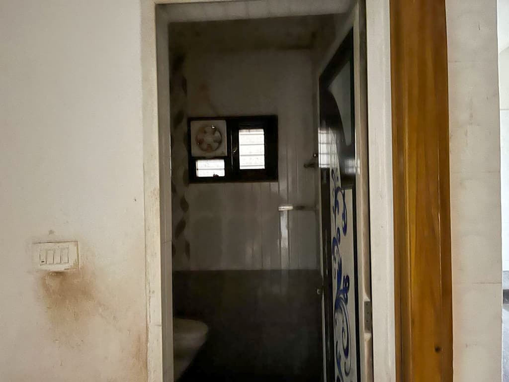Property Photos 7