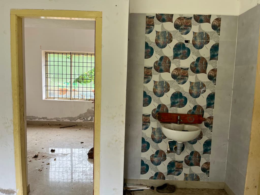Property Photos 8