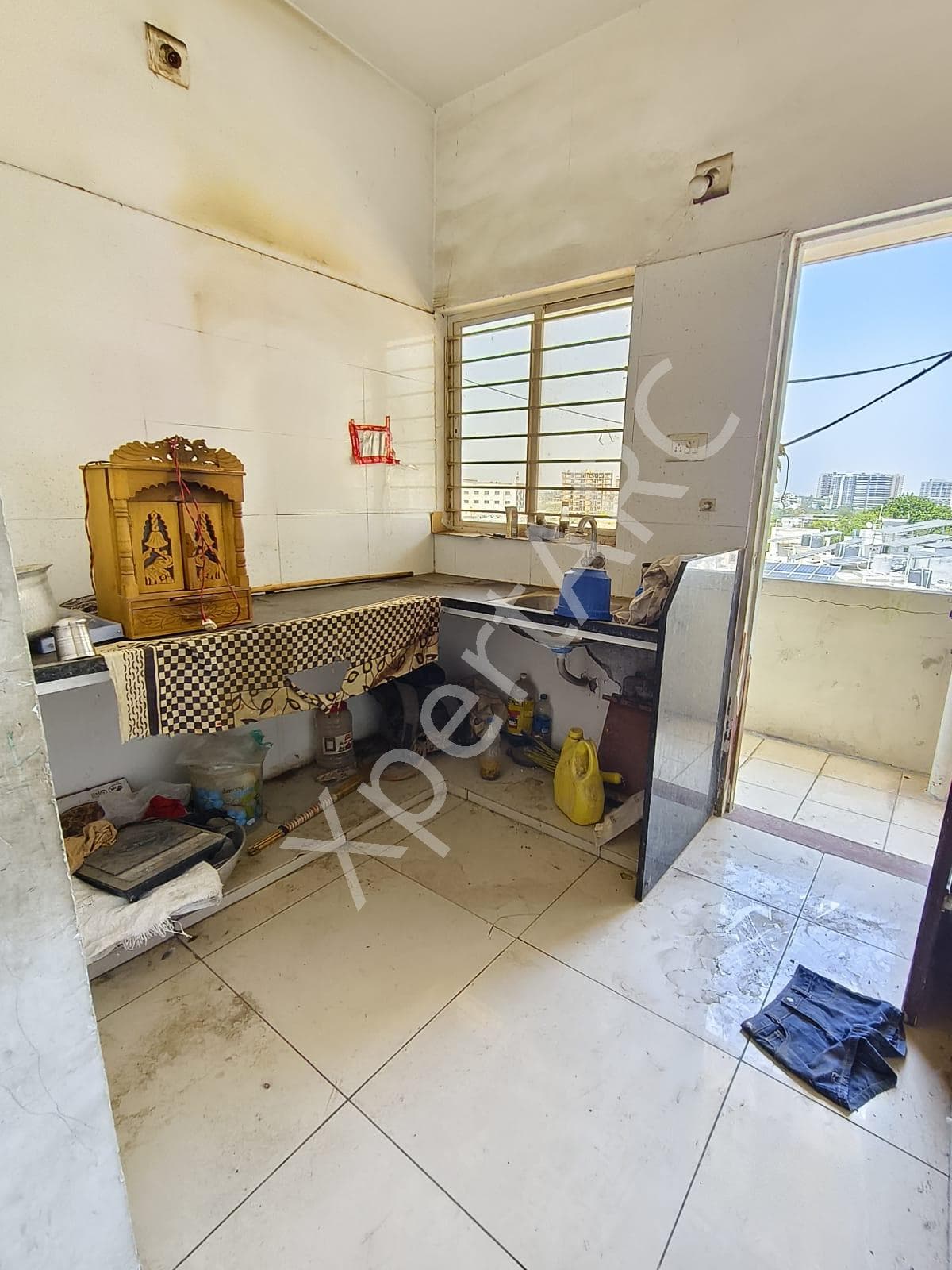 Property Photos 16