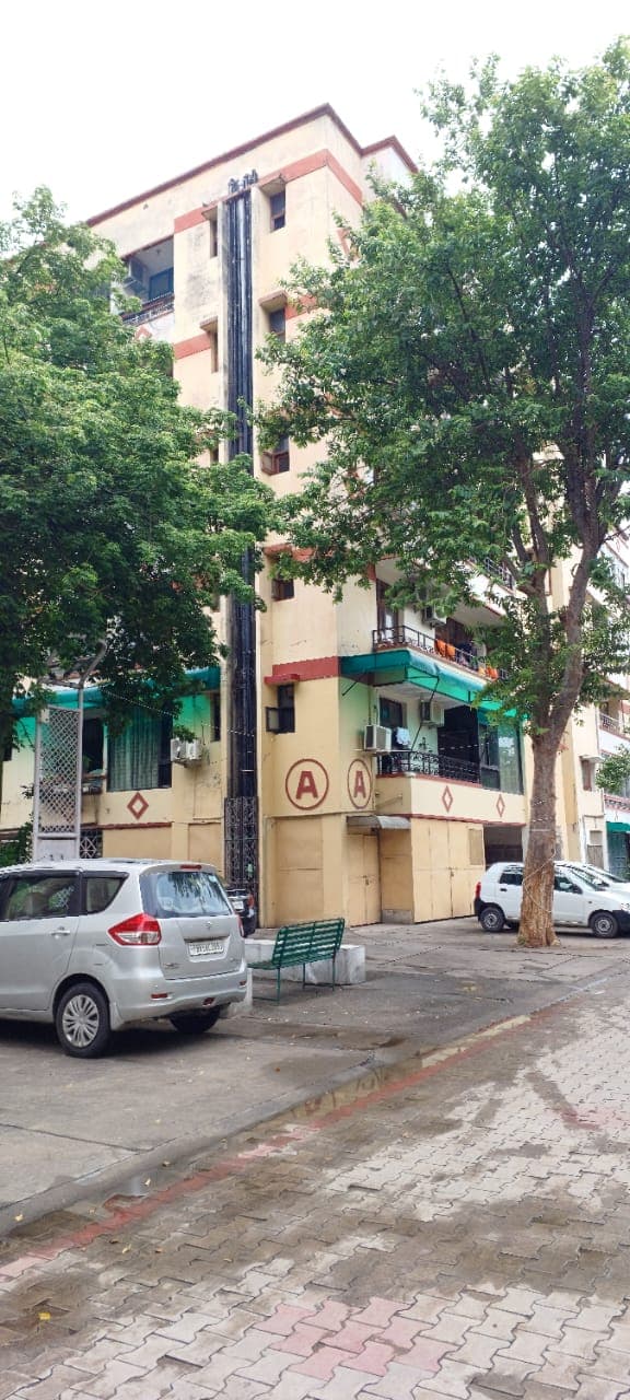 Property Photos 1
