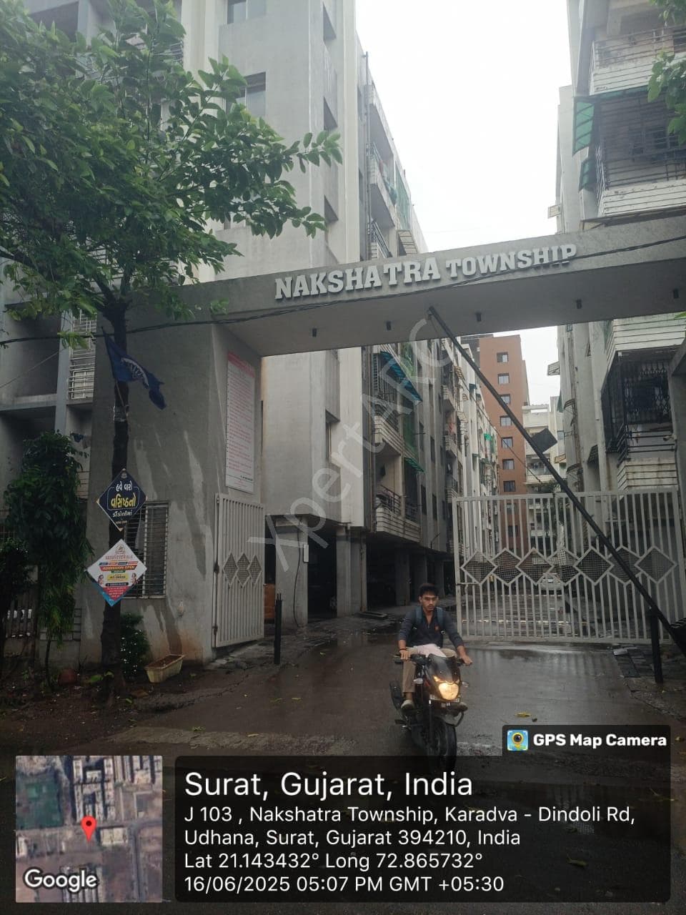 Property Photos 17