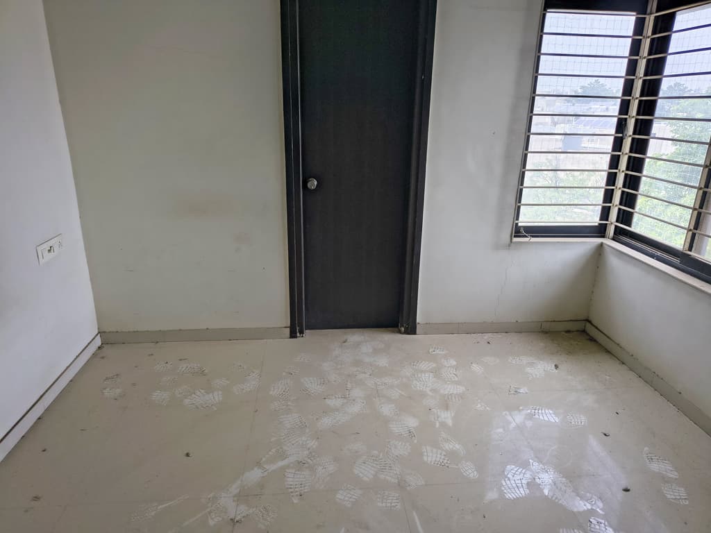 Property Photos 7