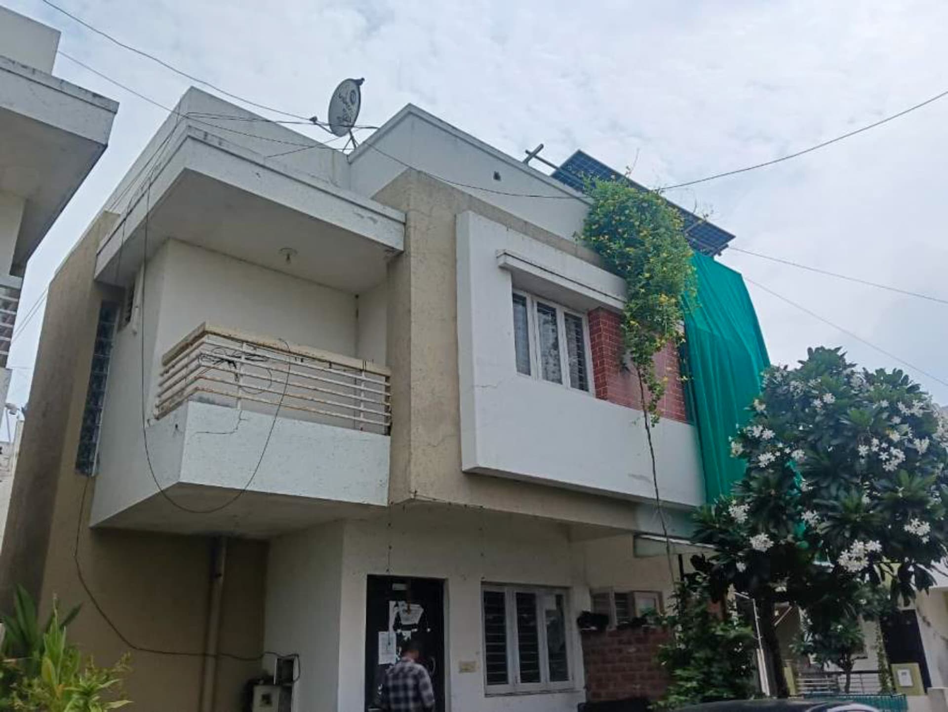 Property Photos 26