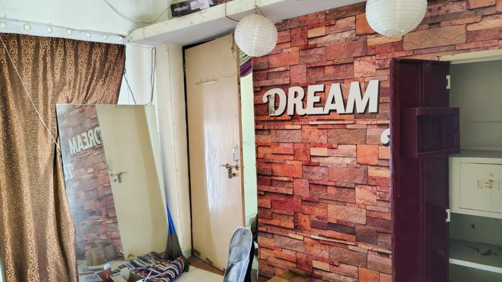 Property Photos 29
