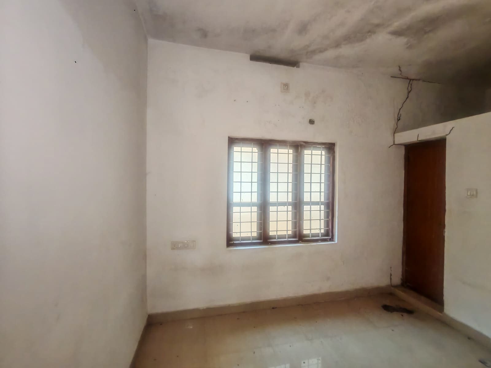 Property Photos 14