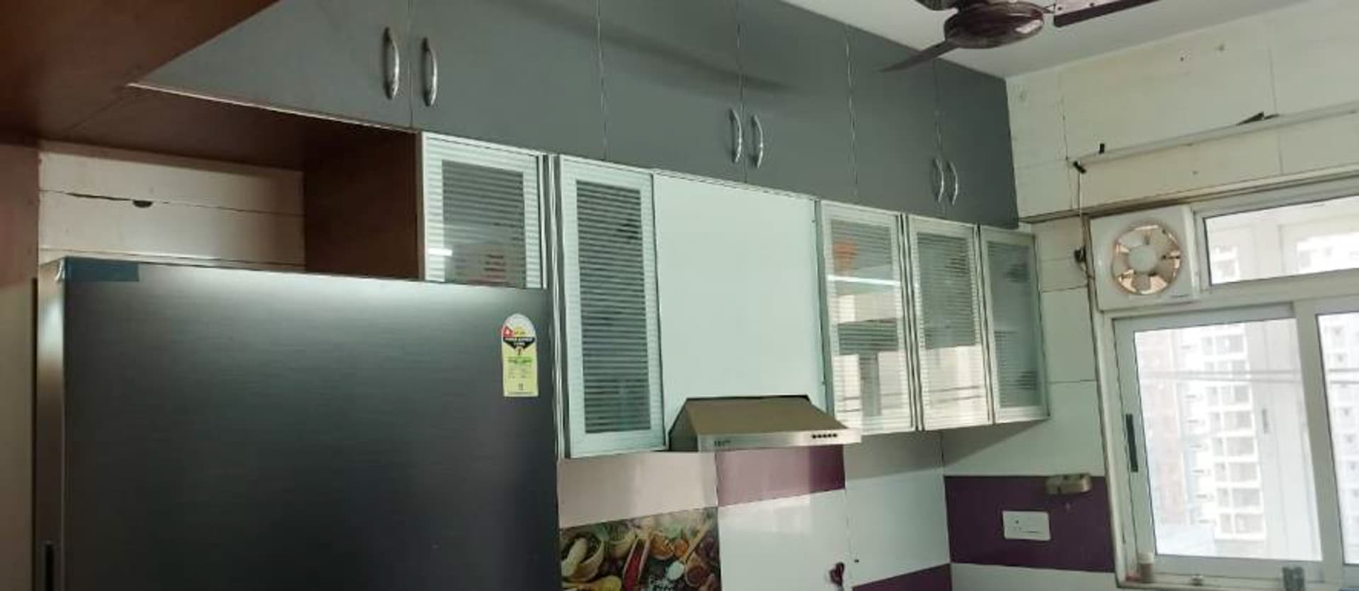 Property Photos 8